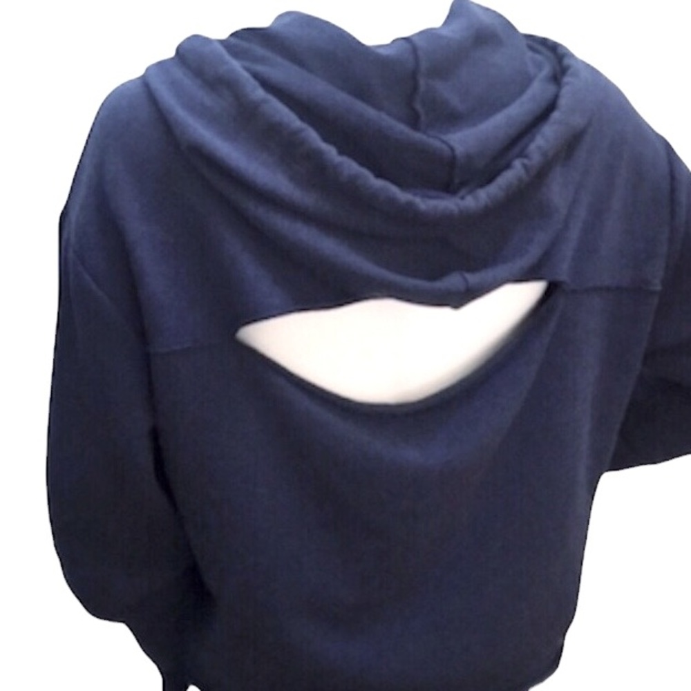 PINK Victoria’s Secret Cropped Hoodie with slit in Back. Size: Small - Picture 3 of 5